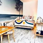 Lou Pitchoun Luxe Et Serenite Au Coeur De Familiale Avec Separee Avec Jardin Enchanteur Pour 4 Adultes Et 1 Enfant Saint-Tropez