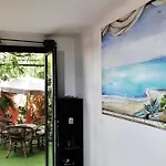 Lou Pitchoun Luxe Et Serenite Au Coeur De Familiale Avec Separee Avec Jardin Enchanteur Pour 4 Adultes Et 1 Enfant Saint-Tropez
