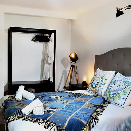 Séjour chez l'habitant Lou Pitchoun Luxe Et Serenite Au Coeur De Familiale Avec Separee Avec Jardin Enchanteur Pour 4 Adultes Et 1 Enfant *