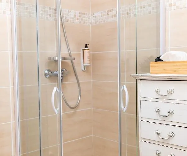 民宿 Lou Pitchoun Luxe Et Serenite Au Coeur De Familiale Avec Separee Avec Jardin Enchanteur Pour 4 Adultes Et 1 Enfant