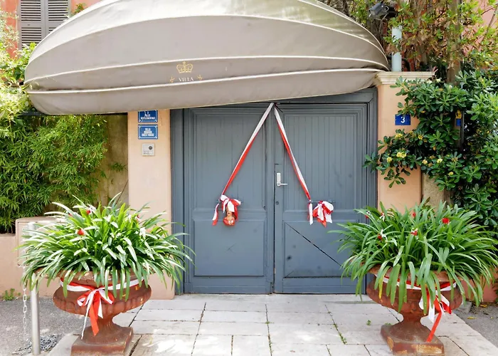 Homestay Lou Pitchoun: Luxurious Family With Garden In *